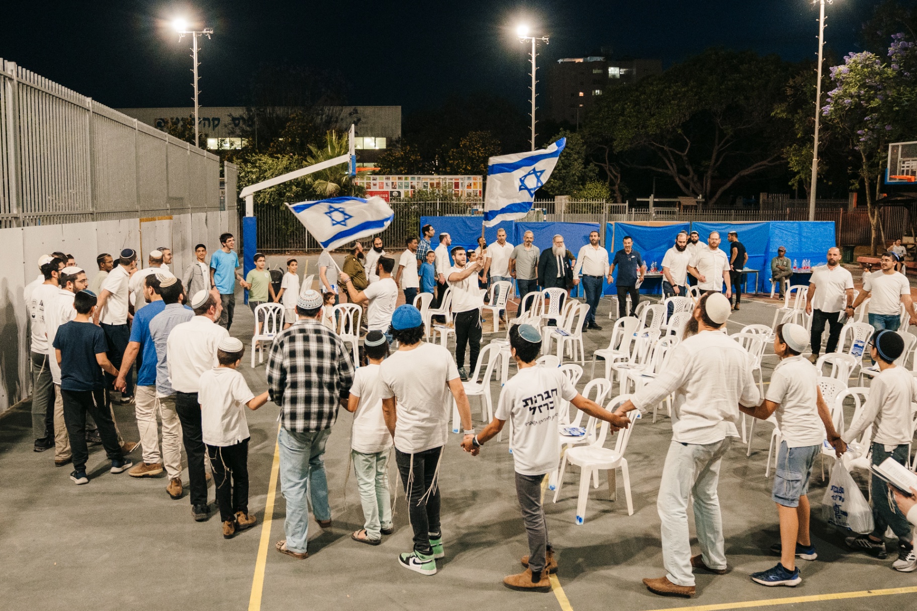 התכנסות לילית