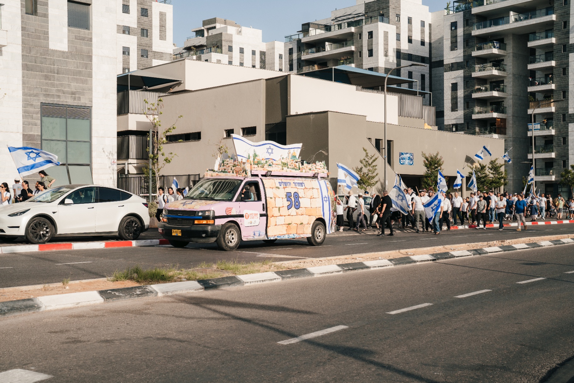 אוטובוס בצעדה